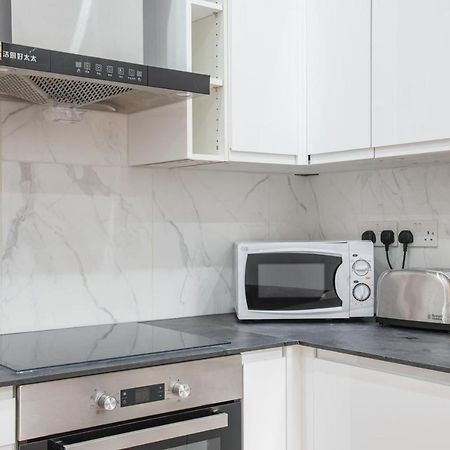 Comfortable Flat In Hammersmith Daire Londra Dış mekan fotoğraf